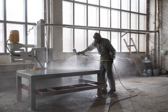 High-Pressure Cleaning for deep cleaning of factories