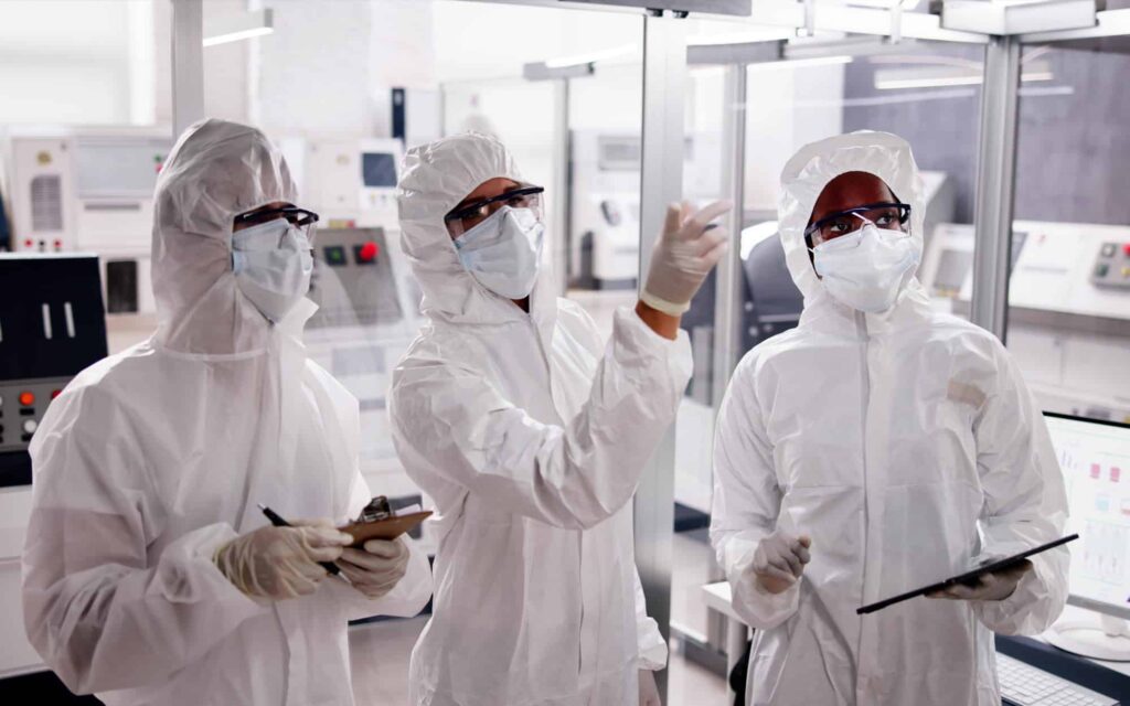 Why Warehouses Need Professional Clean Room Cleaning Services