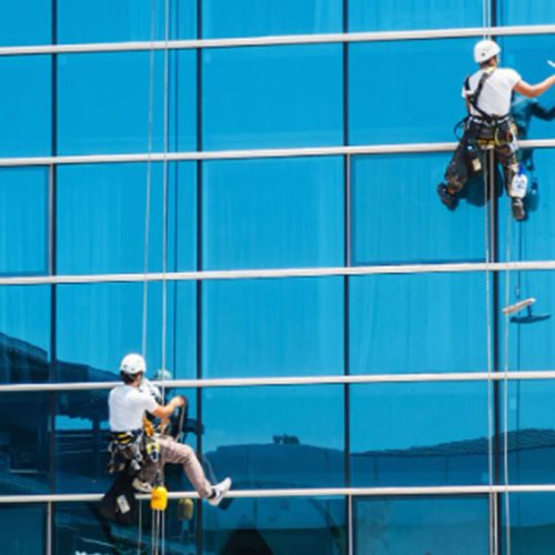 image shwowing pinkclean team providing facade cleaning service in bangalore